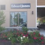 Business sign of Edword Jones installed in Connecticut
